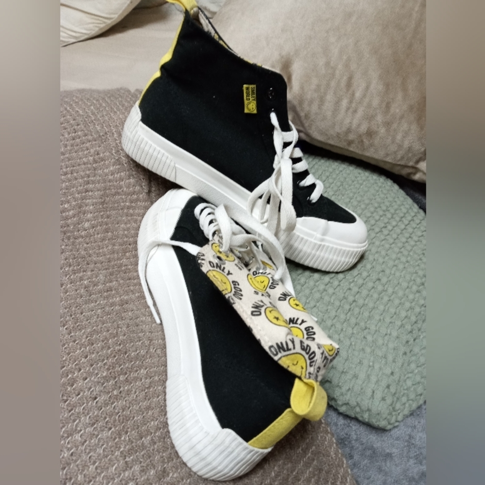 Sneakers USA size 8.5